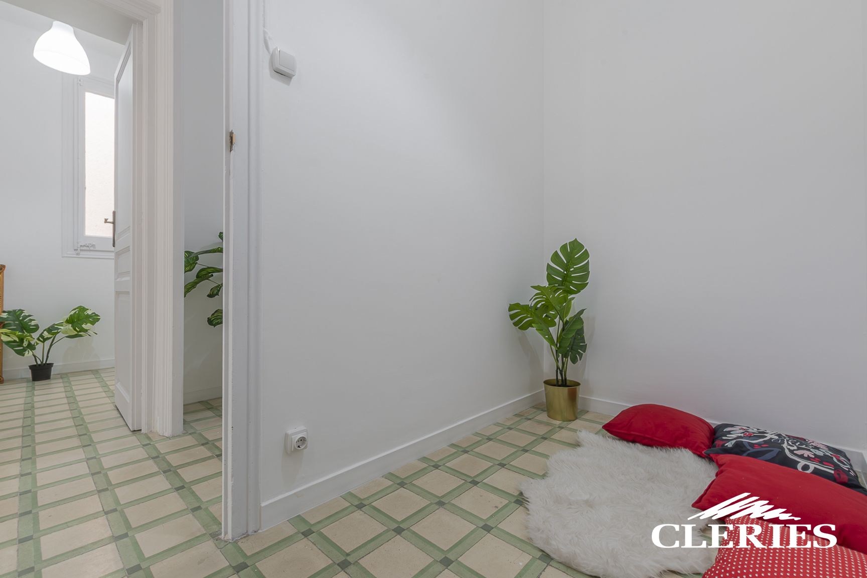 /RealEstateImages/6801/11 [Resolucion de Escritorio].jpg